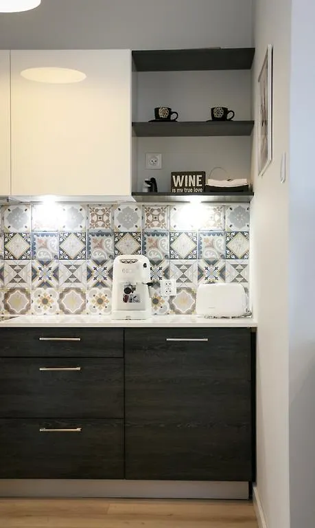 Roommate Apartments Traugutta Warsaw Poland